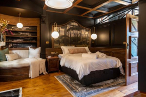 Luxurious Victorian Charm In Muizenberg